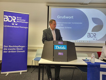 Auf dem Bild ist Andreas Schiene zu sehen.